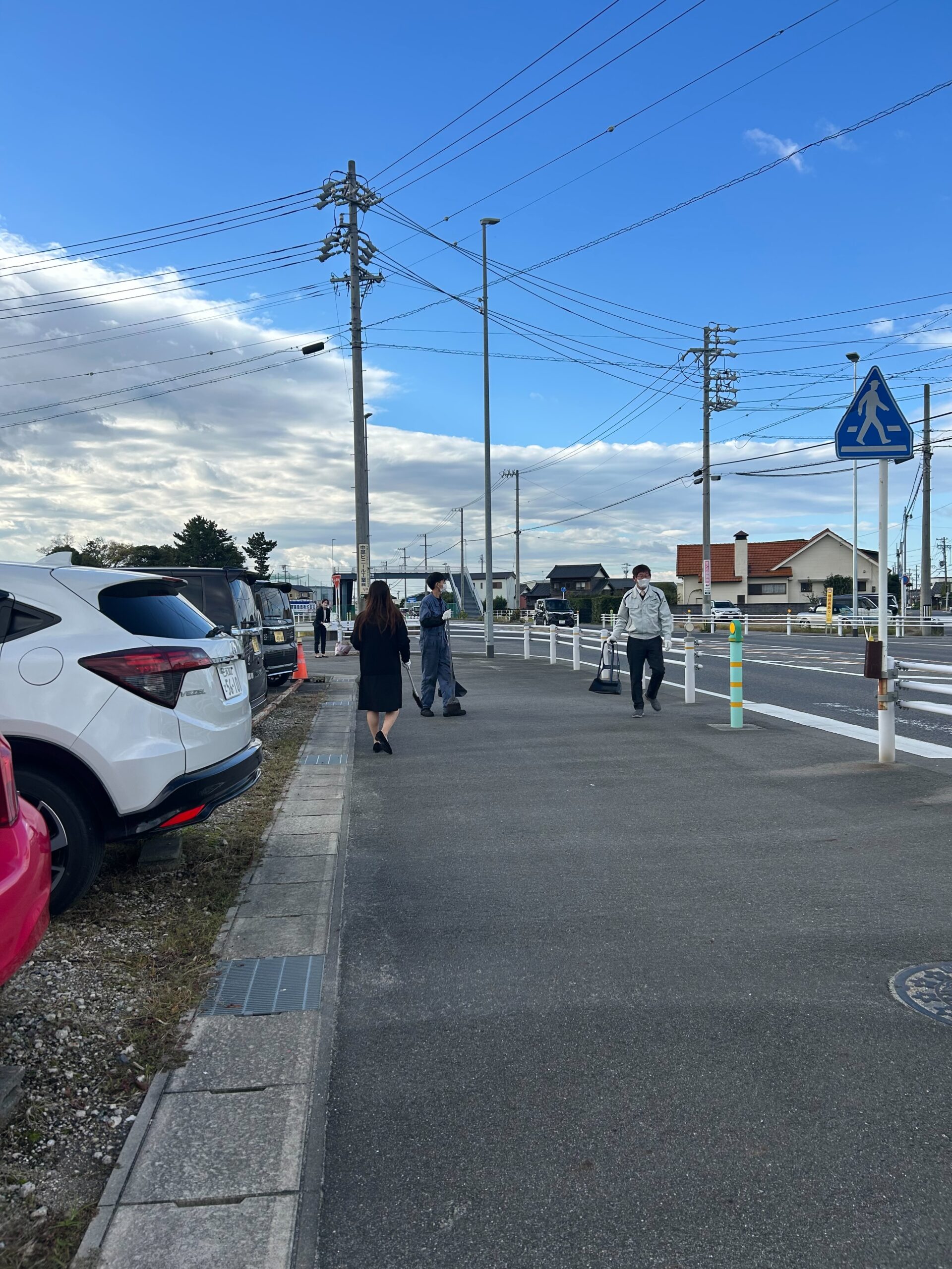 地域清掃活動を実施しました!